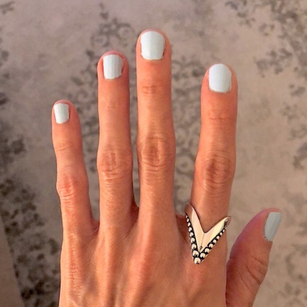 Sterling Silver V Bohemian Statement Ring - Picture 3 of 6